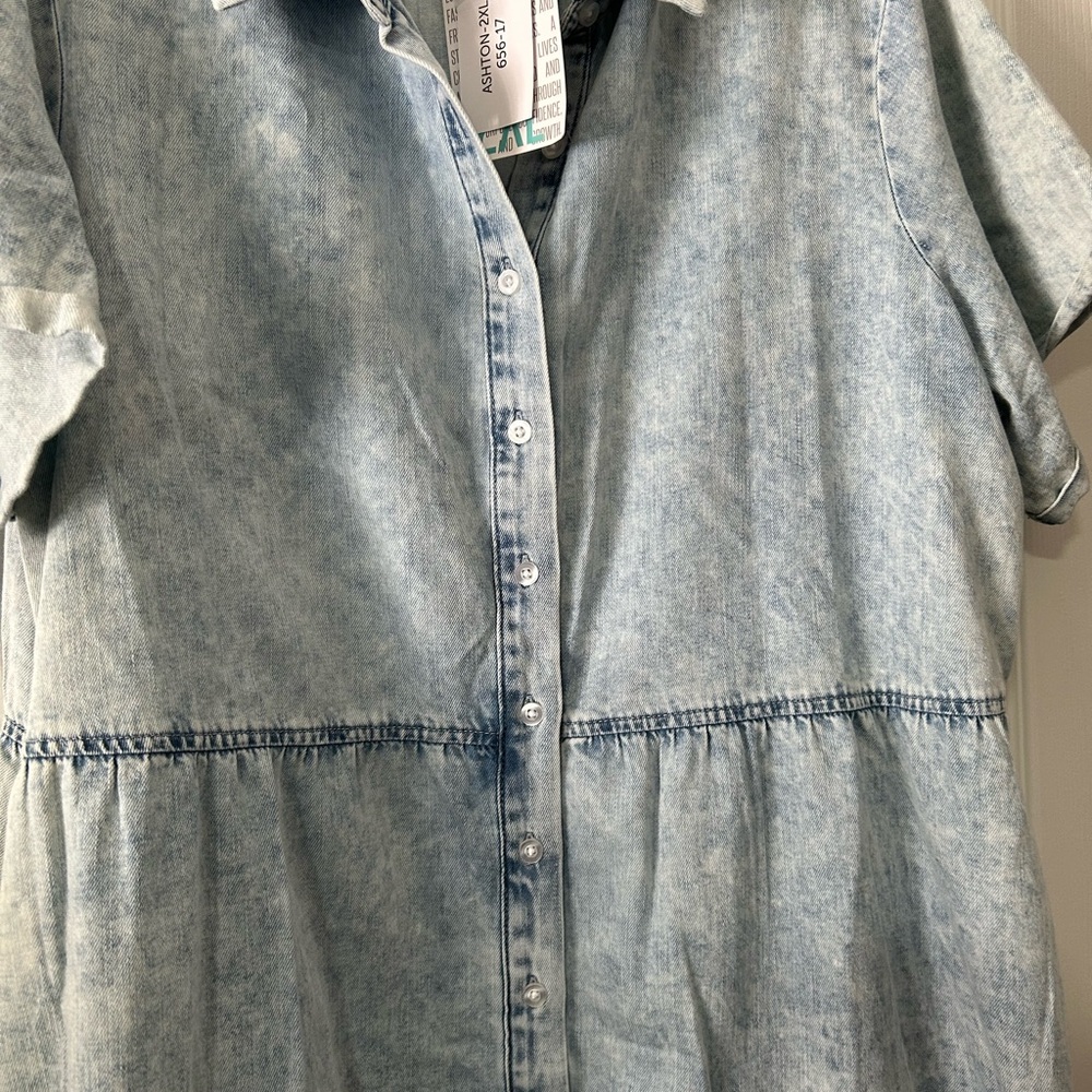 NWT LuLaRoe 2XL Ashton denim dress. - Picture 3 of 8